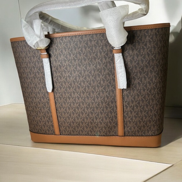 NWT MSRP $498 MICHAEL Michael Kors Jet Set Travel Large Logo Tote Bag - Picture 4 of 9